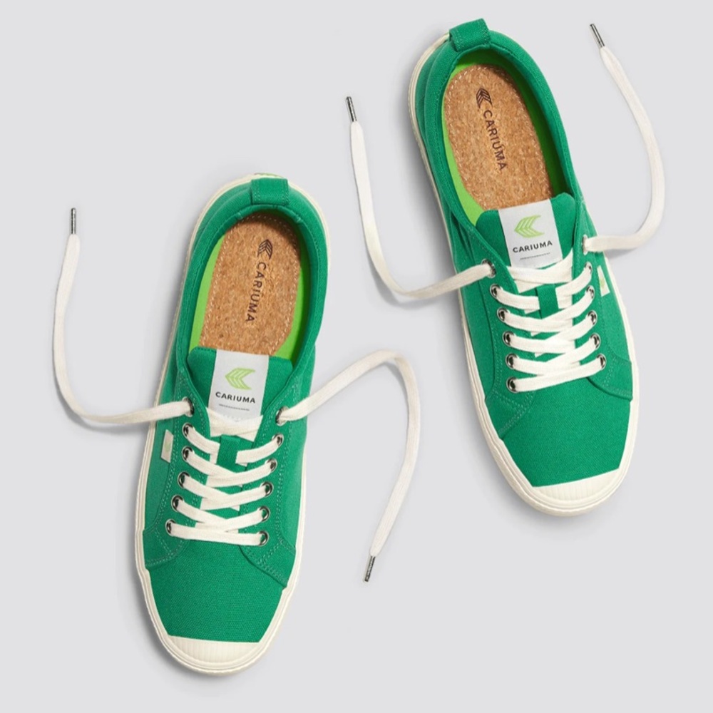 NIB CARIUMA OCA low green canvas sneaker in 6.5 New in Box!
